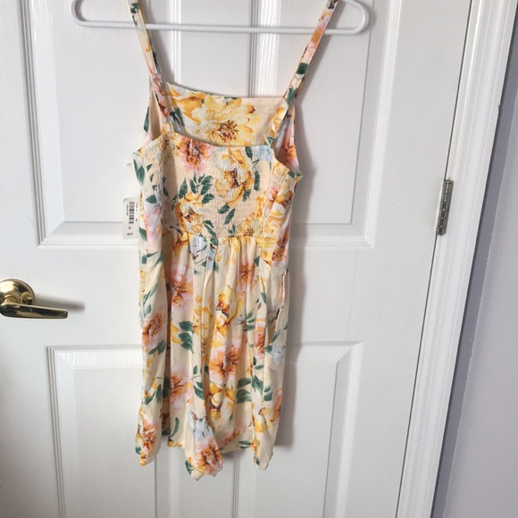 NTW Old Navy Floral Romper - Picture 2 of 3